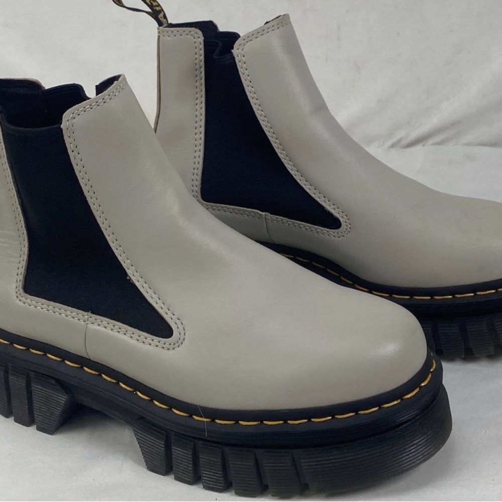 DR MARTENS AUDRICK NAPPA LEATHER PLATFORM CHELSEA BOOTS